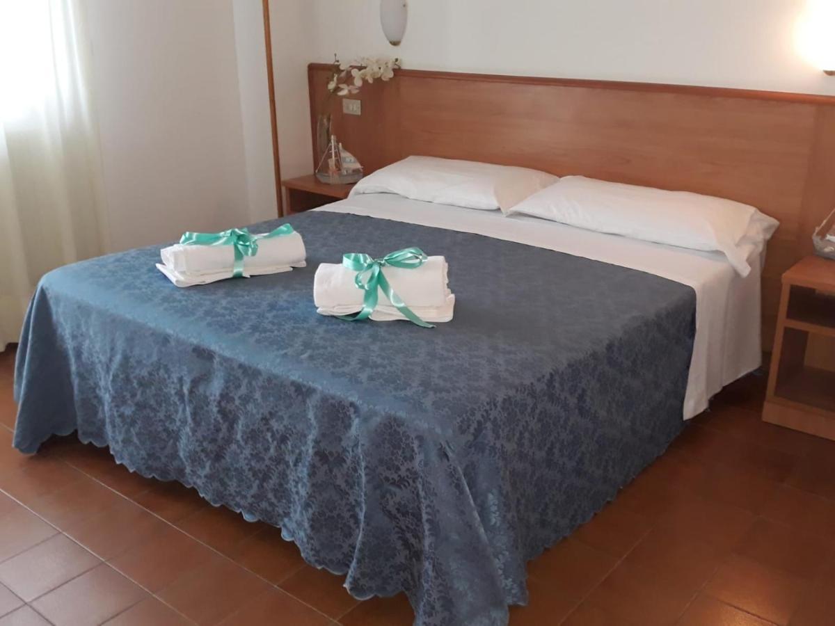 Hotel Leuco' Martinsicuro Ngoại thất bức ảnh