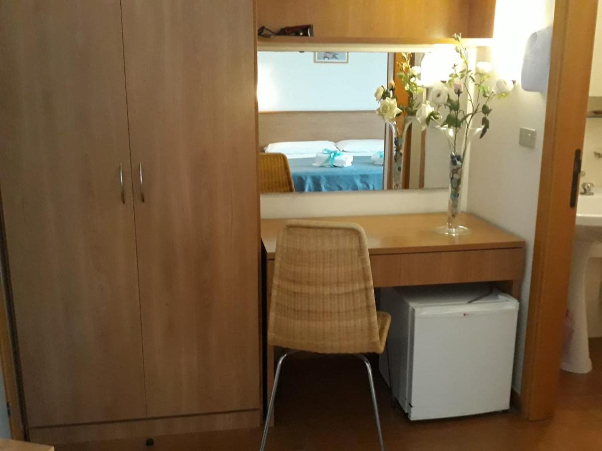 Hotel Leuco' Martinsicuro Ngoại thất bức ảnh