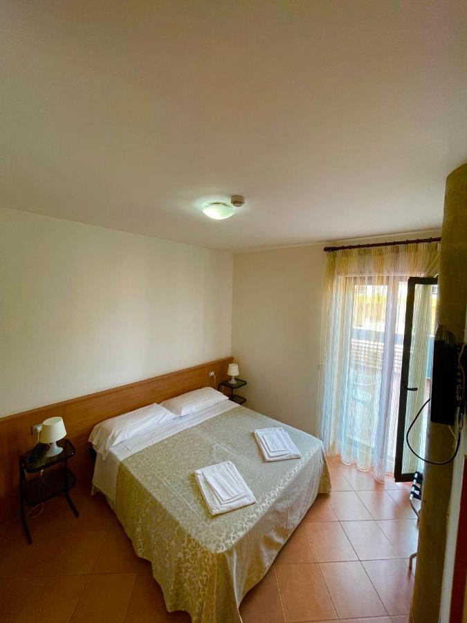 Hotel Leuco' Martinsicuro Ngoại thất bức ảnh