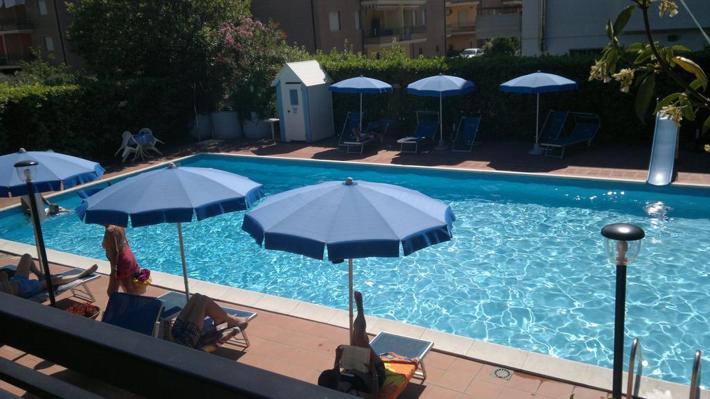 Hotel Leuco' Martinsicuro Ngoại thất bức ảnh
