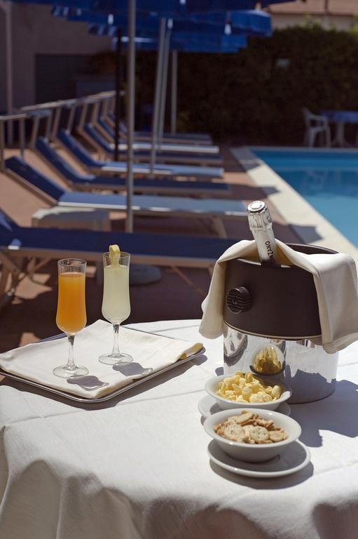 Hotel Leuco' Martinsicuro Ngoại thất bức ảnh