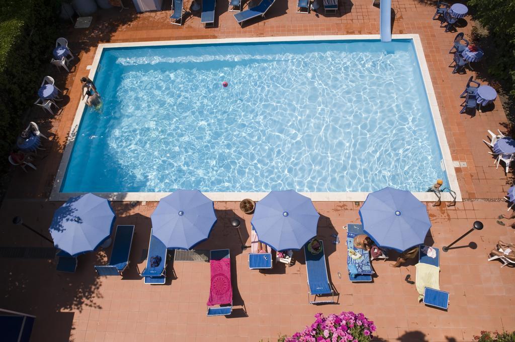 Hotel Leuco' Martinsicuro Ngoại thất bức ảnh